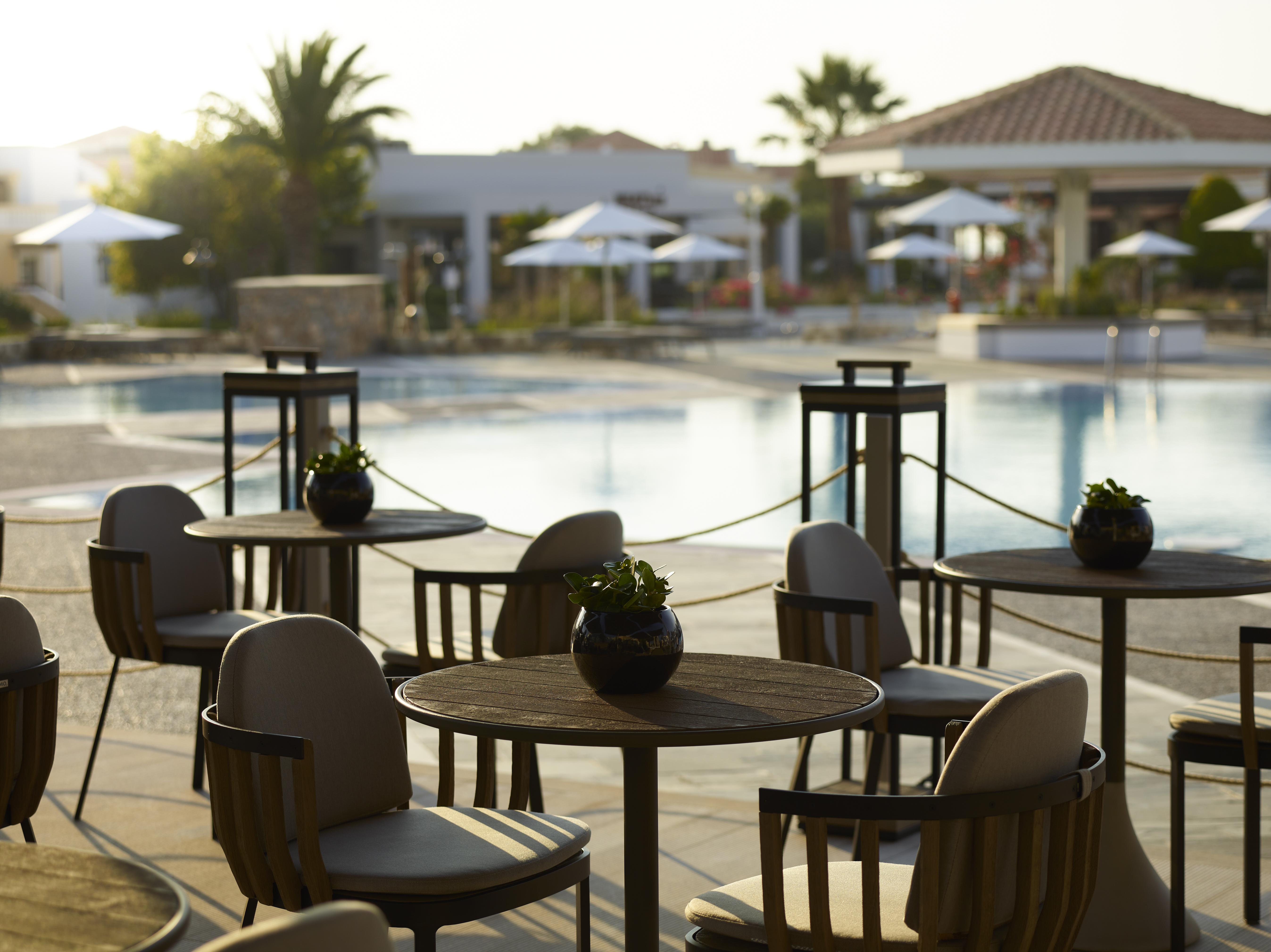 Neptune Luxury Resort 5*